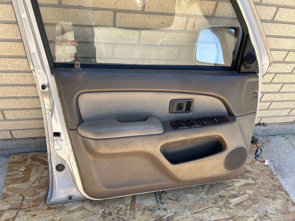 1996-1998 Toyota 4Runner Limited Front Left Driver Door Complete OEM 6700235340