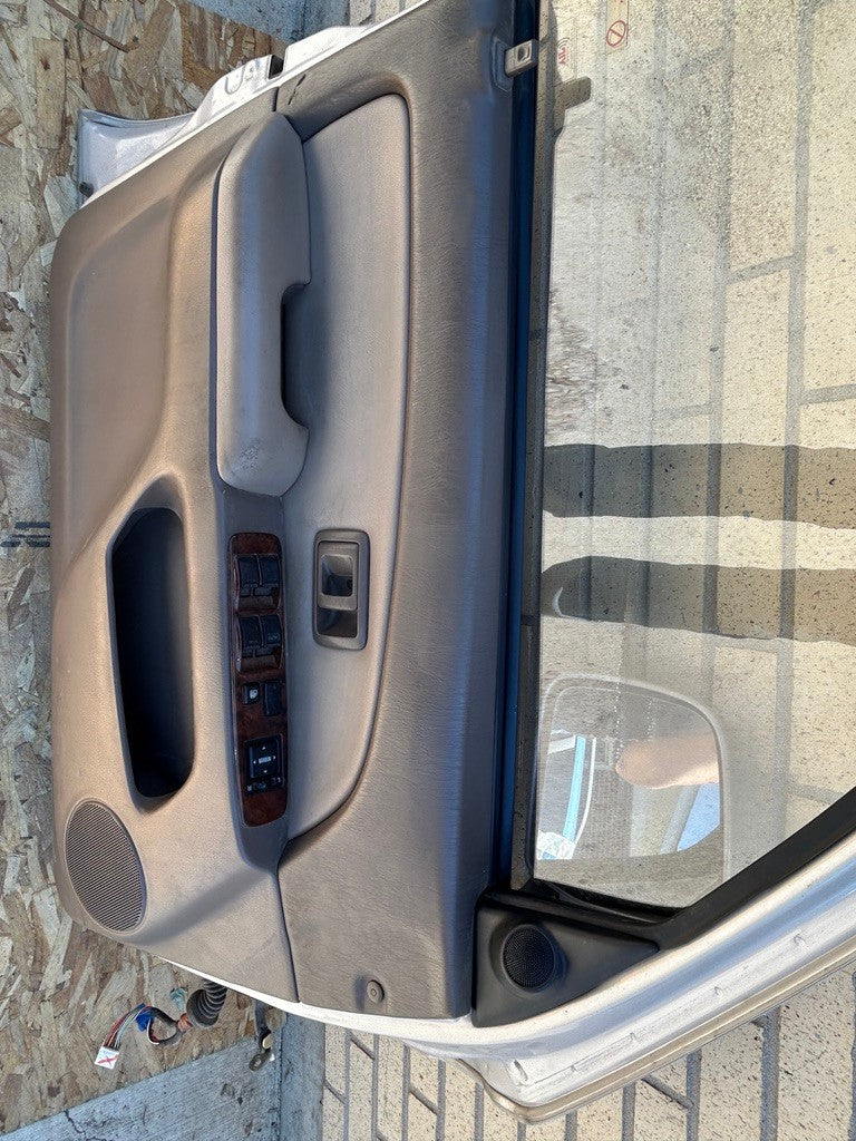 1996-1998 Toyota 4Runner Limited Front Left Driver Door Complete OEM 6700235340