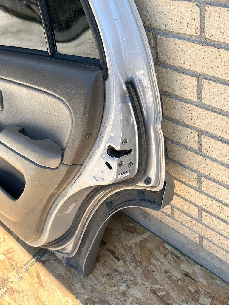 1996-1998 Toyota 4Runner Limited Rear Right Passenger Door Complete 6700335100