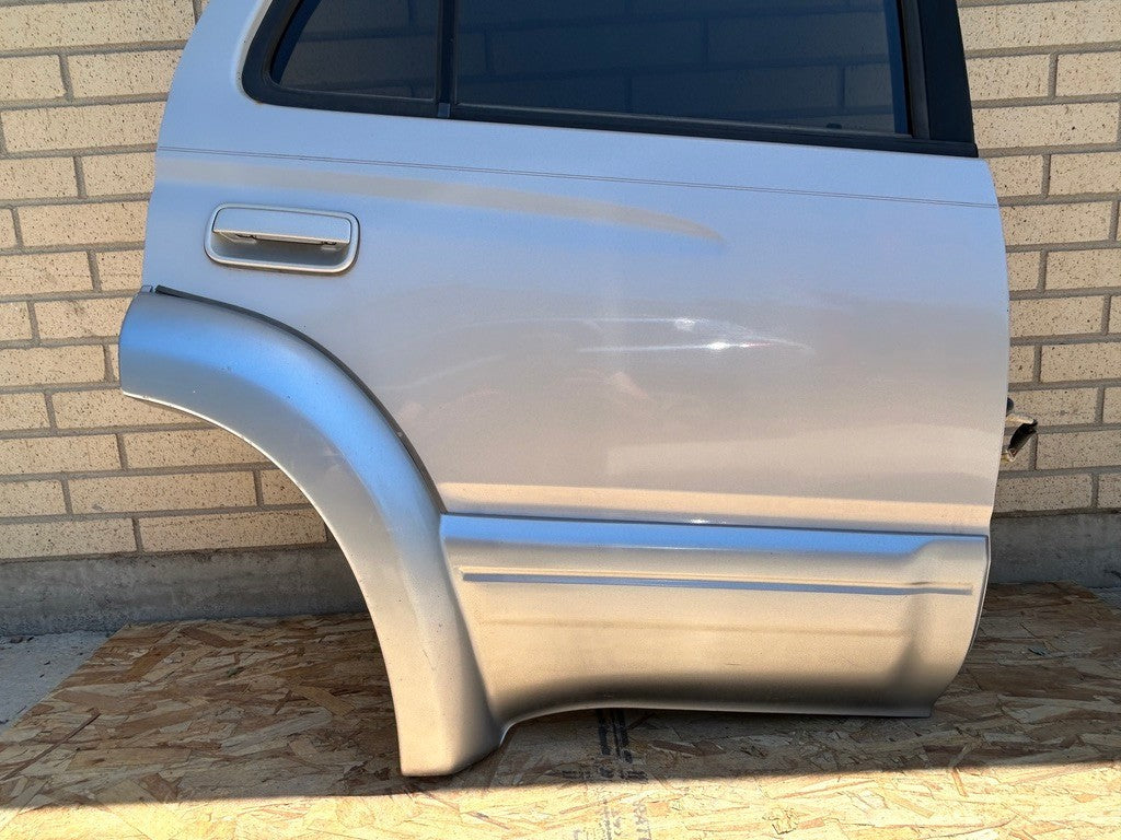 1996-1998 Toyota 4Runner Limited Rear Right Passenger Door Complete 6700335100