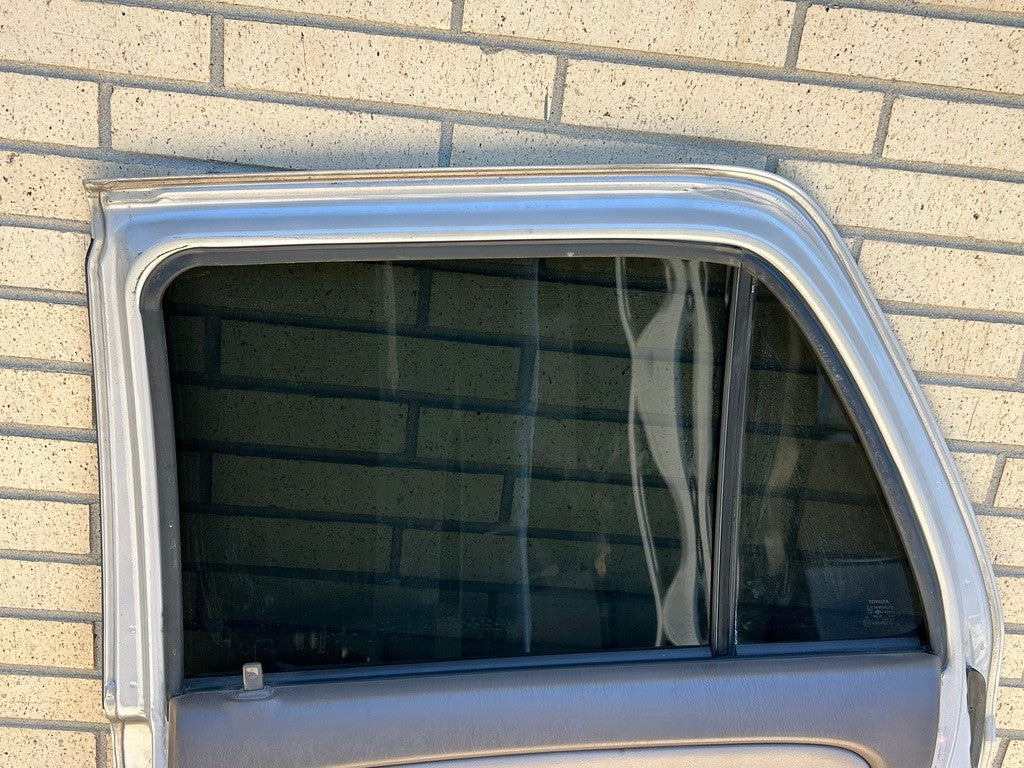 1996-1998 Toyota 4Runner Limited Rear Right Passenger Door Complete 6700335100