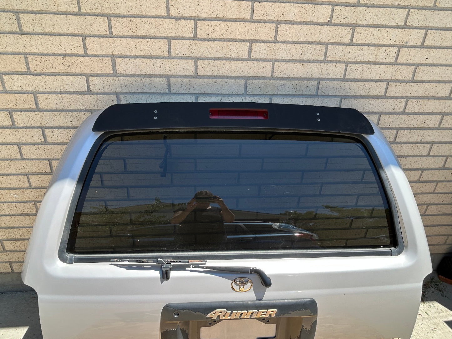 1996-2002 Toyota 4Runner Liftgate Tailgate Complete With Wire Harness OEM