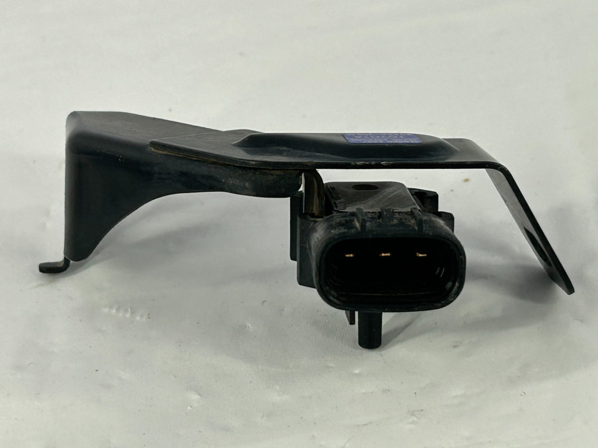 1996-2000 Toyota 4Runner Fuel Tank Vapor Pressure Sensor OEM 89460-35030