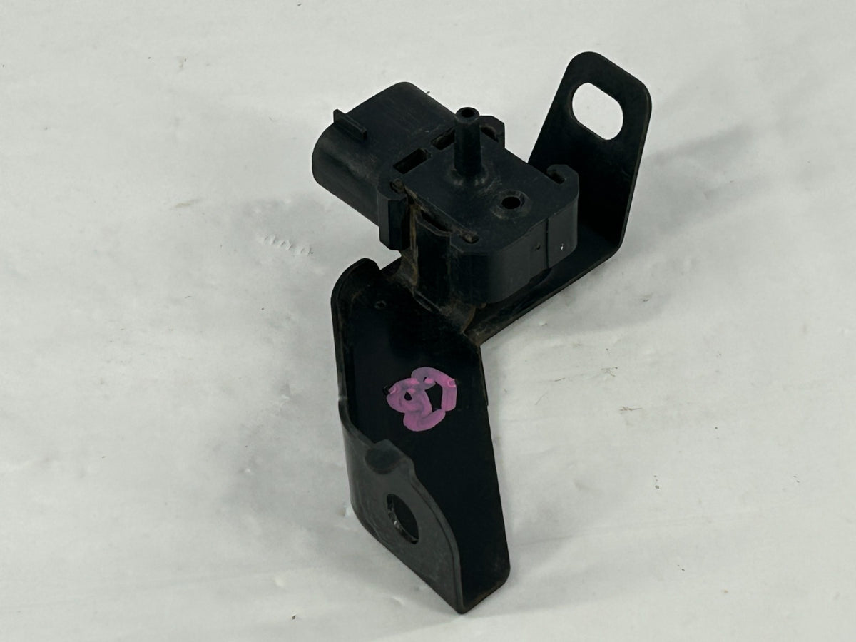 1996-2000 Toyota 4Runner Fuel Tank Vapor Pressure Sensor OEM 89460-35030