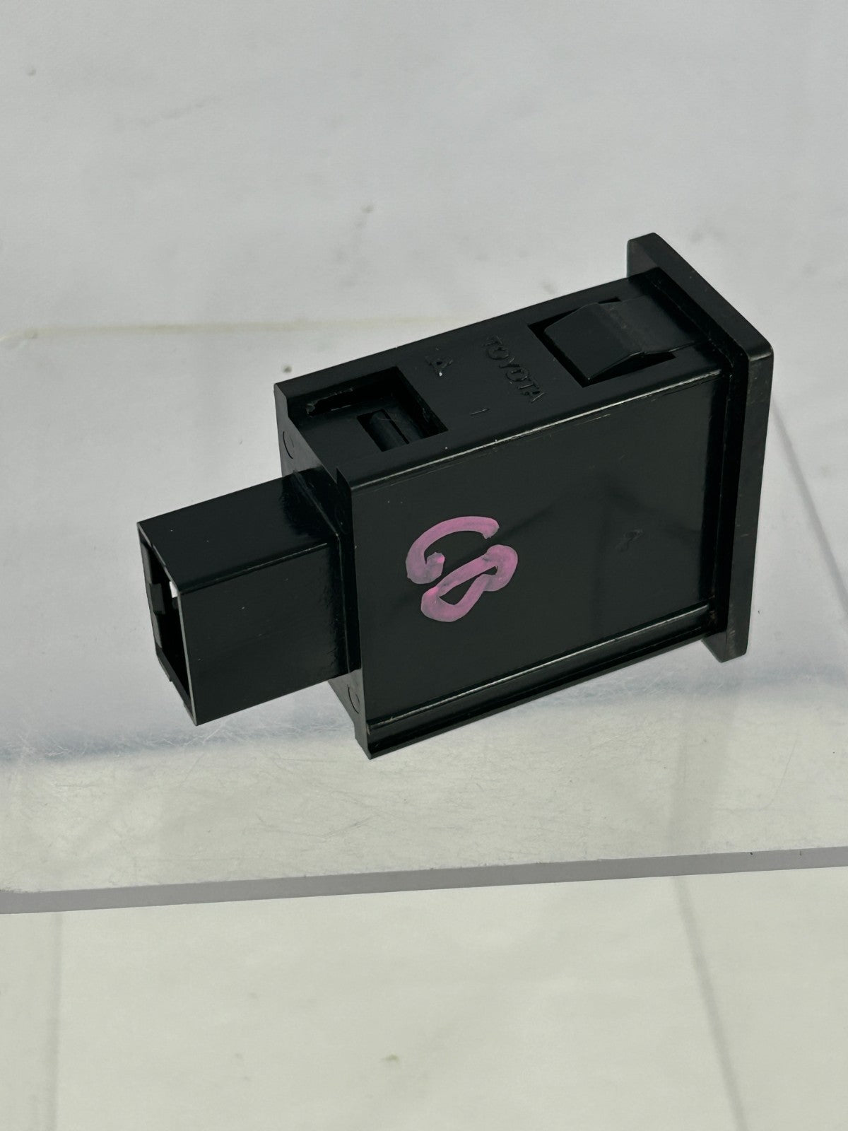 96-99 Toyota 4Runner PWR ECT Norm Traction Control Switch Button OEM 84720-20160
