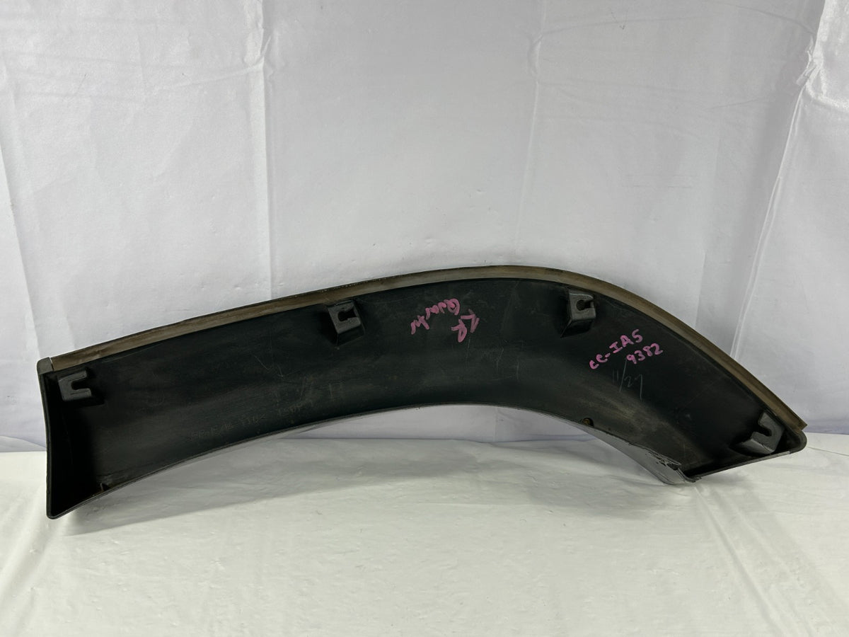 96-02 Toyota 4Runner Rear RH Quarter Panel Fender Flare Moulding OEM 75605-35900