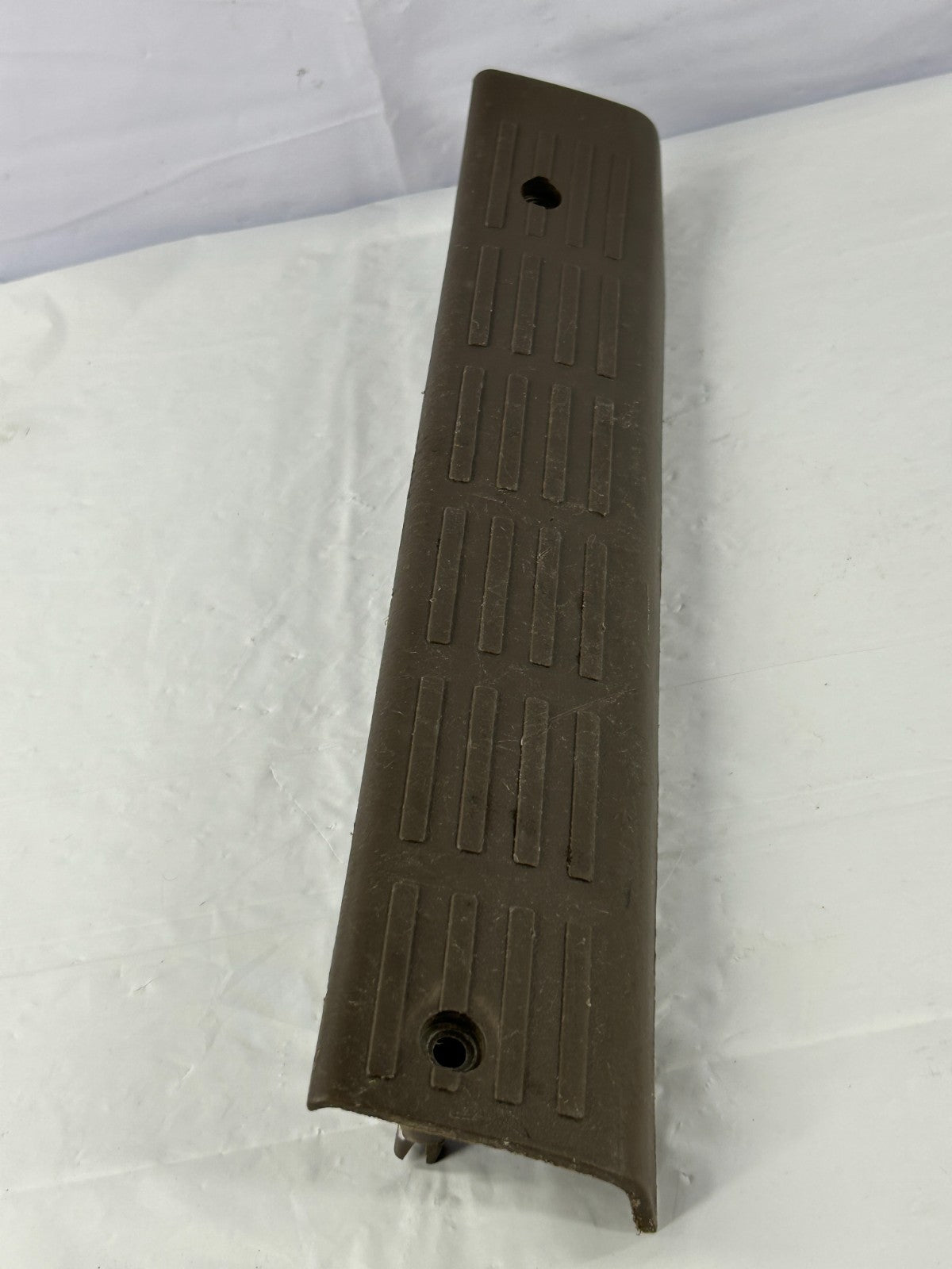 1996-2002 Toyota 4Runner Rear Right Door Sill Scuff Plate Trim OEM 67917-35010