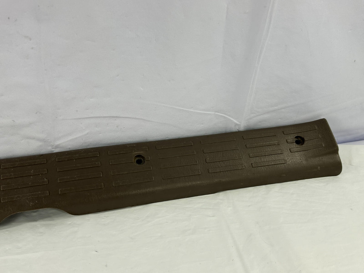 1996-2002 Toyota 4Runner Front Right Door Sill Scuff Plate Trim OEM 67913-35010