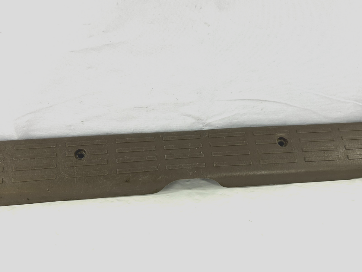 1996-2002 Toyota 4Runner Front Right Door Sill Scuff Plate Trim OEM 67913-35010