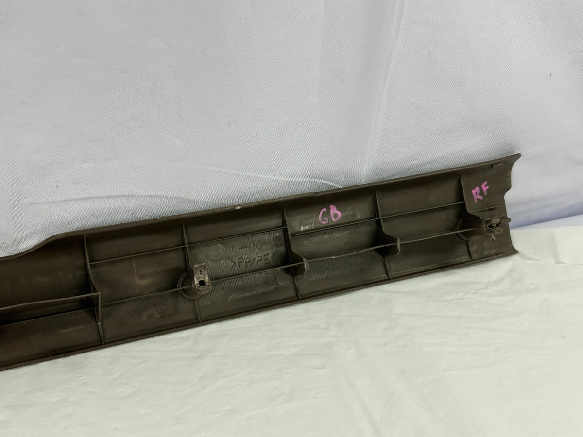 1996-2002 Toyota 4Runner Front Right Door Sill Scuff Plate Trim OEM 67913-35010