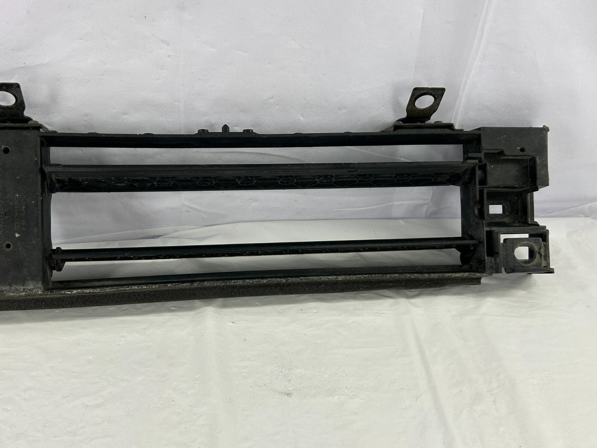 2015-2017 Subaru Outback Front Active Grille Air Shutter Assembly OEM 52811AL00B