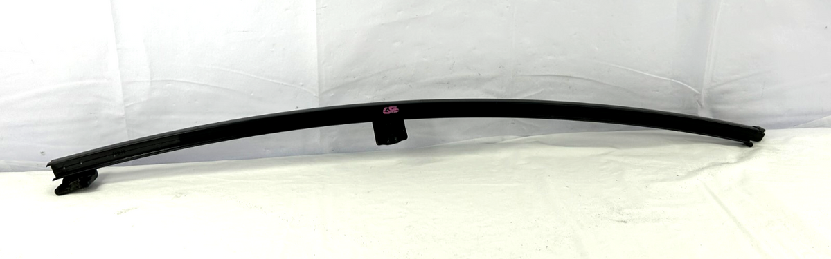 15-19 Subaru Outback Rear Right Door Window Partition Rail Channel OE 62240AL02A