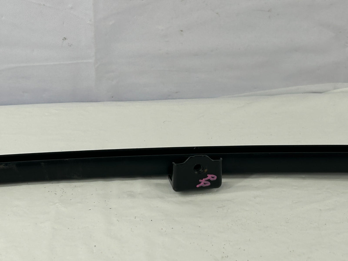 15-19 Subaru Outback Rear Right Door Window Partition Rail Channel OE 62240AL02A