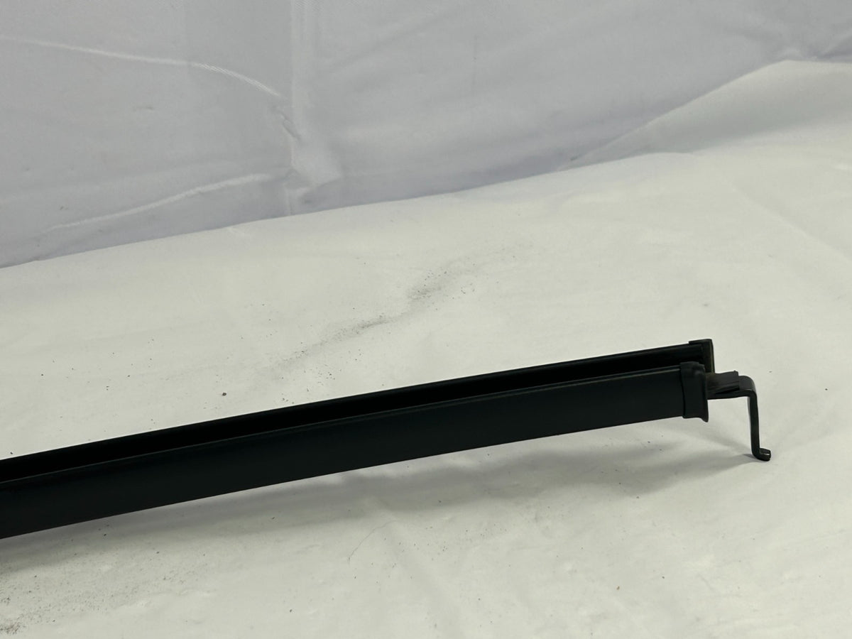 15-19 Subaru Outback Rear Right Door Window Partition Rail Channel OE 62240AL02A