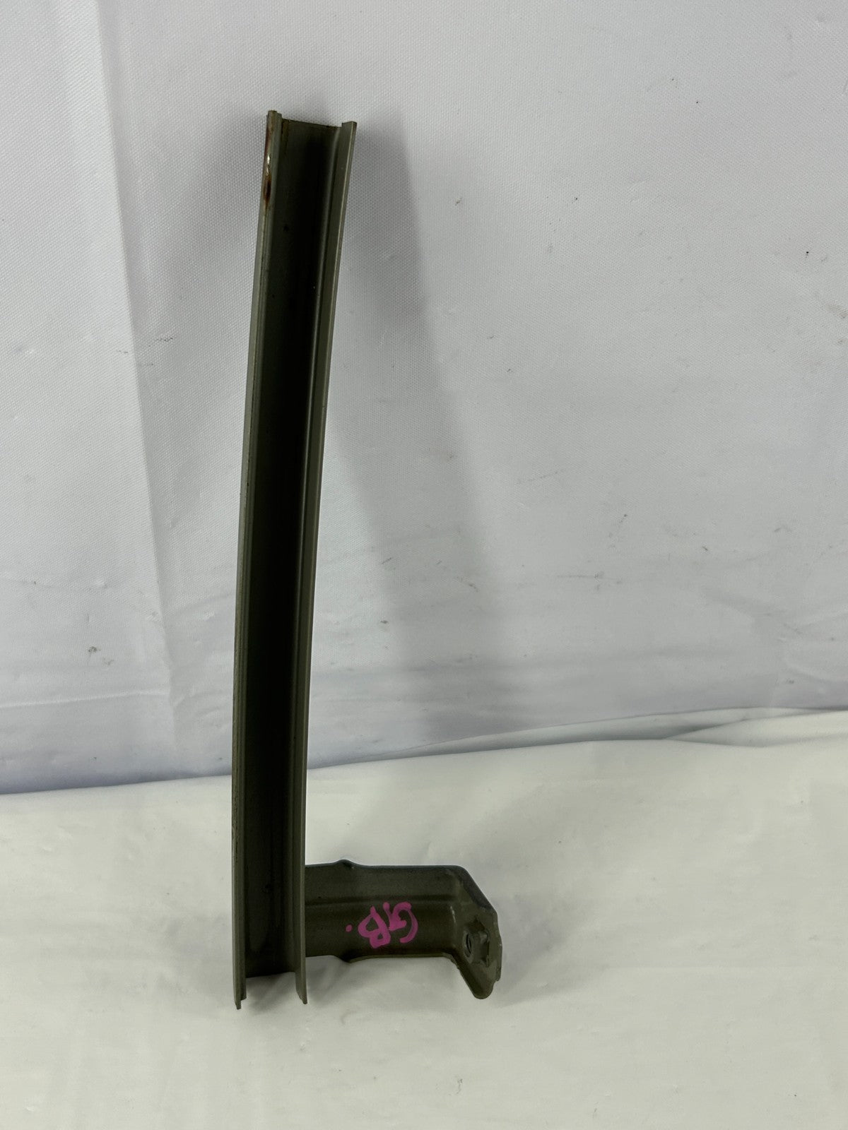 2015-2019 Subaru Outback Front Right Door Window Guide Channel OEM 61240AL00A9P