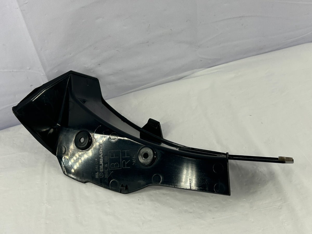 15-19 Subaru Outback Rear Right Side Outer Tail Light Cover Trim OEM 84953AL00A