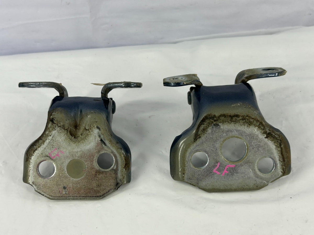 2015-2019 Subaru Outback Front Left Upper & Lower Door Hinge Set OEM 60079AL01B