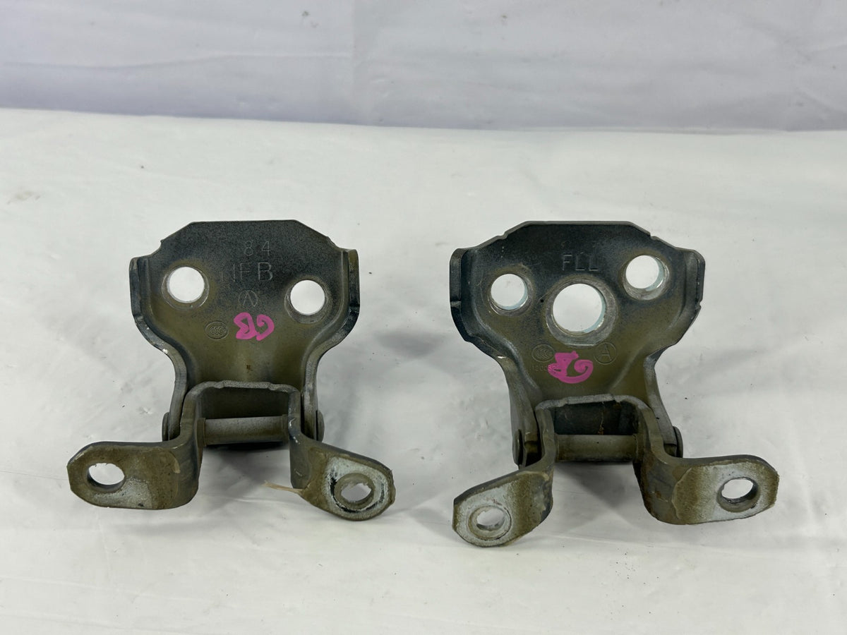 2015-2019 Subaru Outback Front Left Upper & Lower Door Hinge Set OEM 60079AL01B
