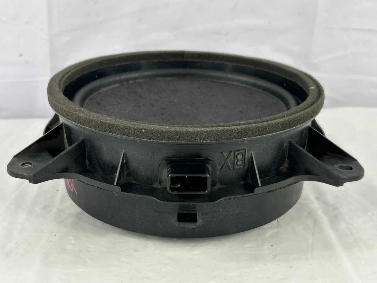 2015-2019 Subaru Outback Rear Right Passenger Side Door Speaker OEM 86301AL61A