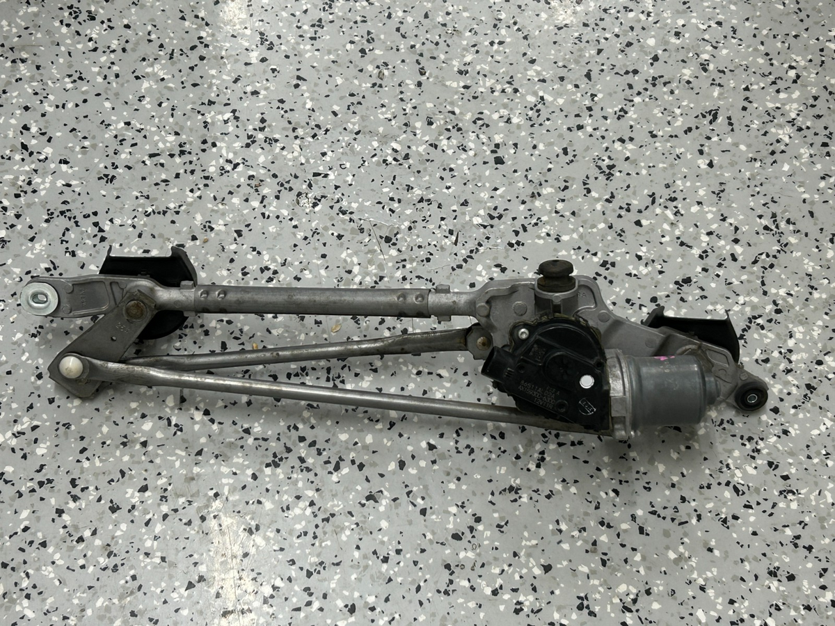 2015-2019 Subaru Outback Front Windshield Wiper Motor w/ Linkage OEM 86511AL02A