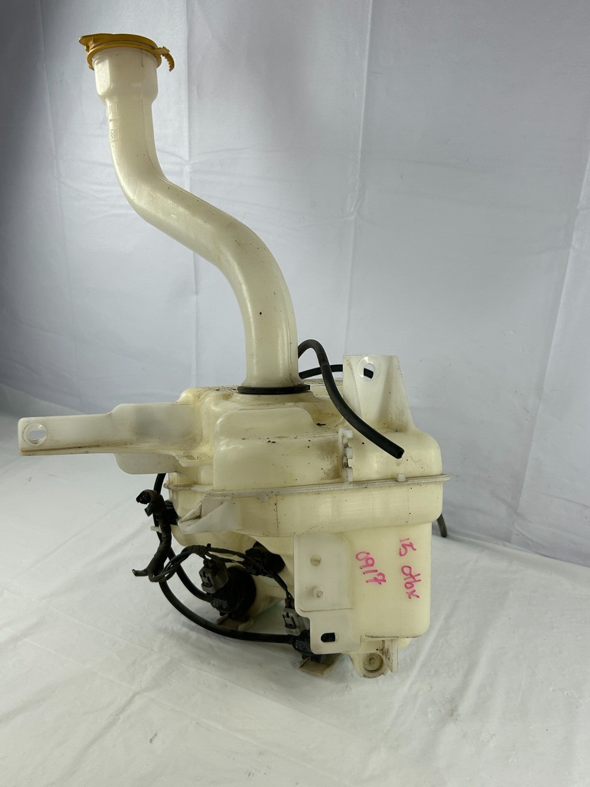 15-19 Subaru Outback Front Windshield Washer Fluid Reservoir Tank OEM 86631AL01A