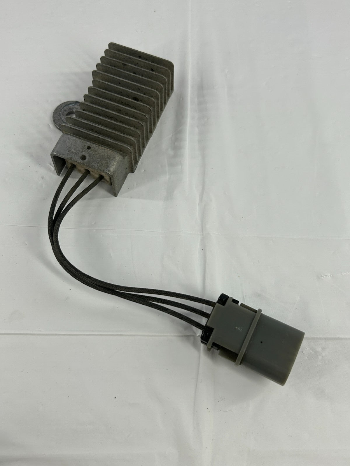 15-19 Subaru Outback Daytime Running Light DRL Resistor Module OEM 84057AL000