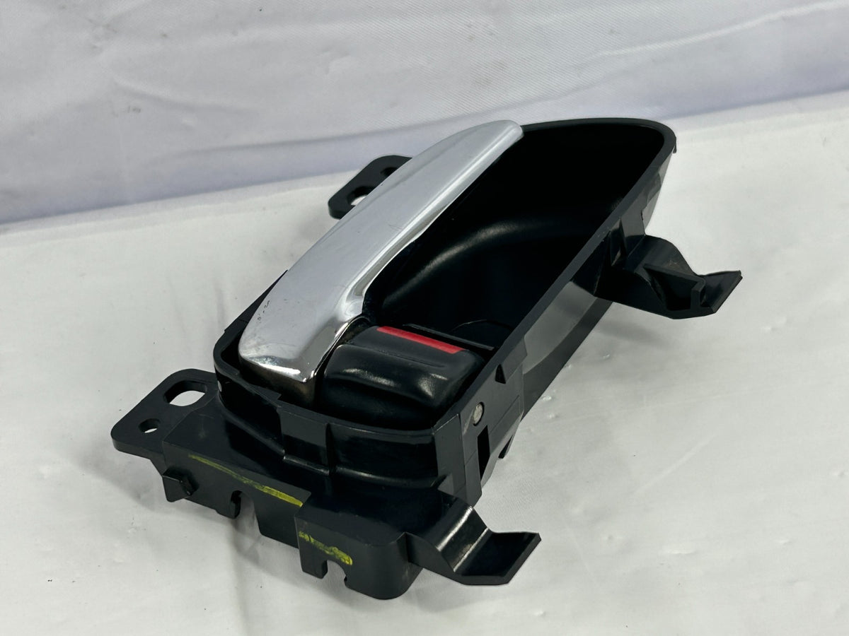 2015-2019 Subaru Outback Rear Right Side Door Interior Handle OEM 61051AL02AVH