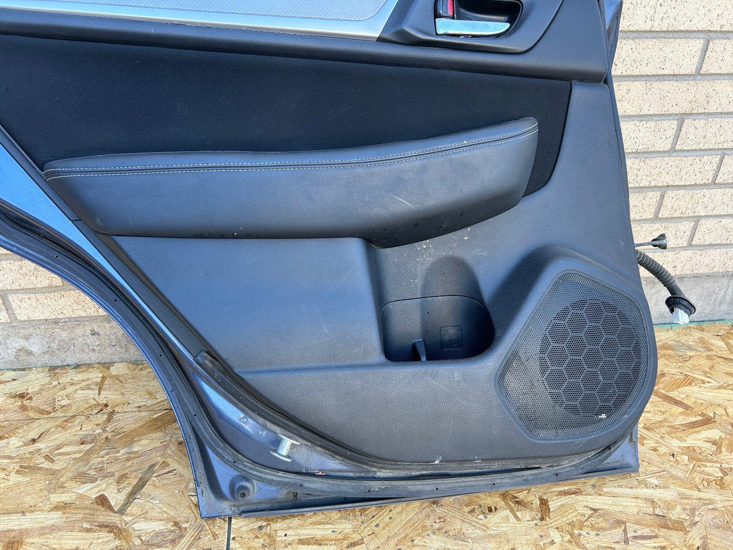 2015-2019 Subaru Outback Left Rear Door Shell Complete Blue H1C 60409AL03A9P
