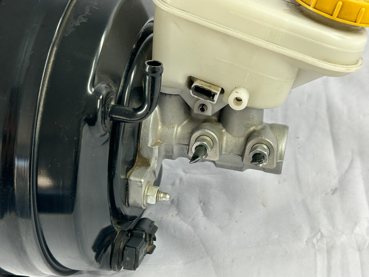 2019-2021 Subaru Forester Power Brake Booster w/ Master Cylinder OEM 26402FL010