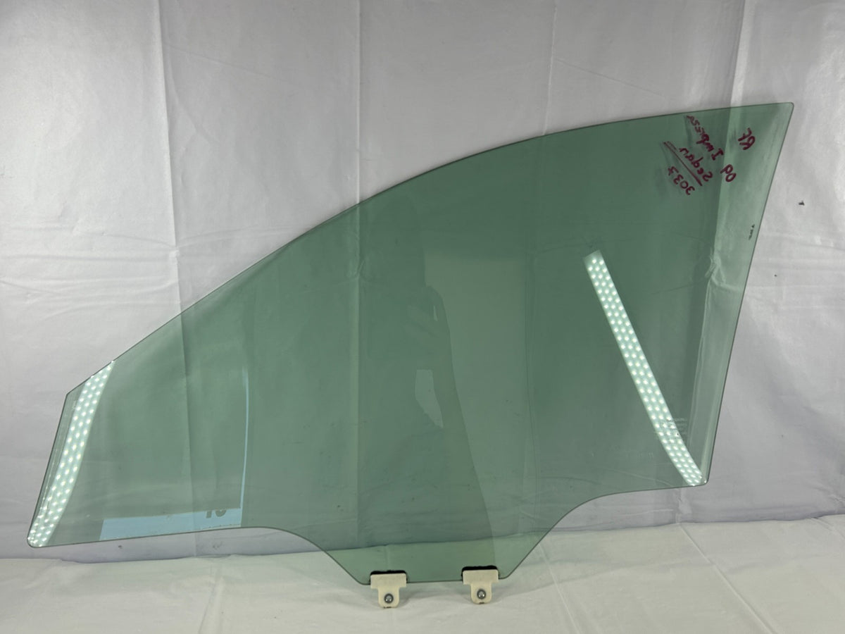 2009-2011 Subaru Impreza Front Right Passenger Door Window Glass OEM 61011FG100