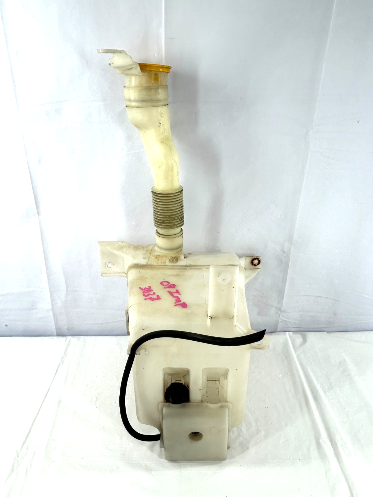 2008-2010 Subaru Impreza SEDAN Windshield Washer Reservoir Tank OEM 86631FG010