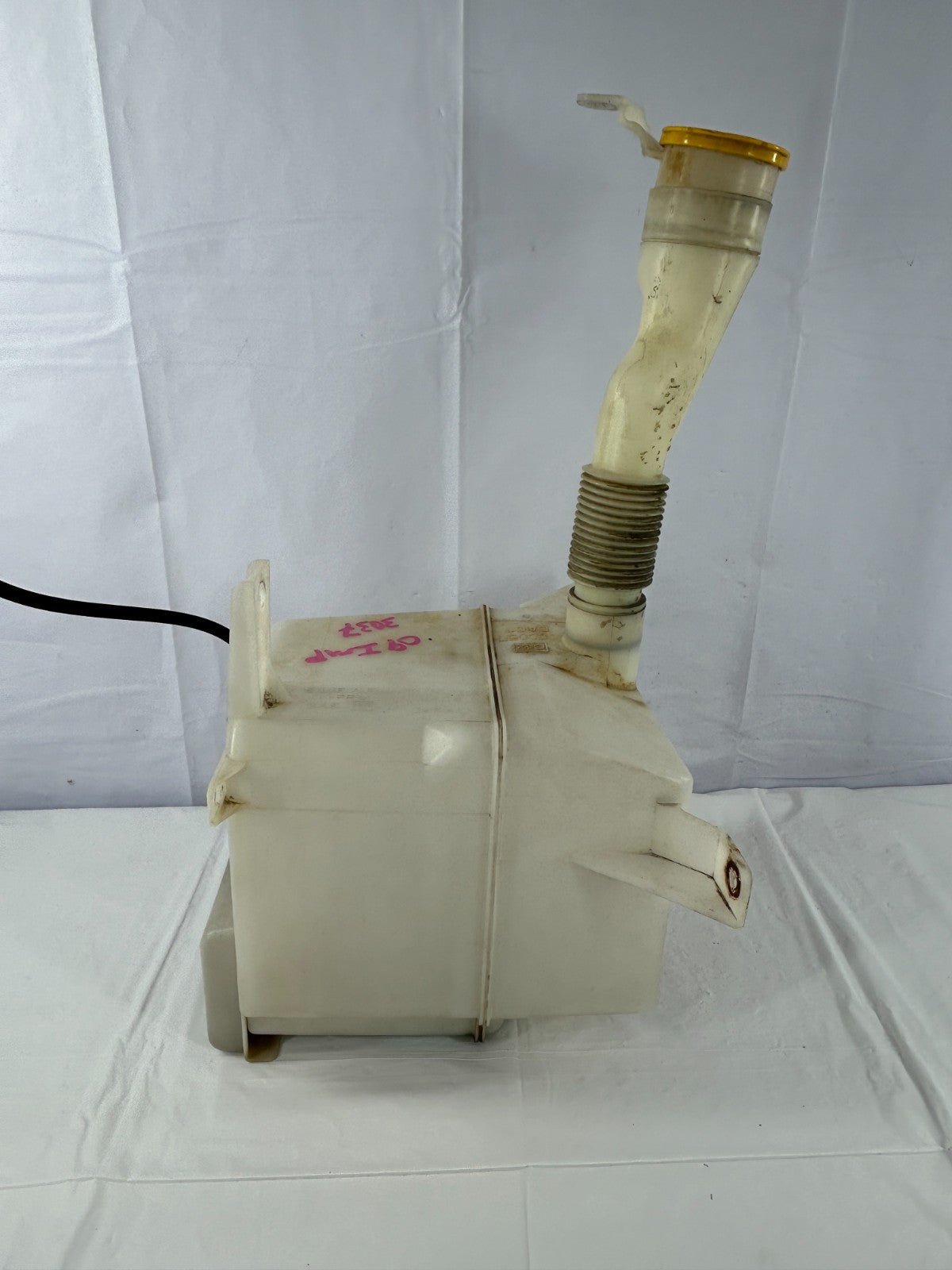 2008-2010 Subaru Impreza SEDAN Windshield Washer Reservoir Tank OEM 86631FG010
