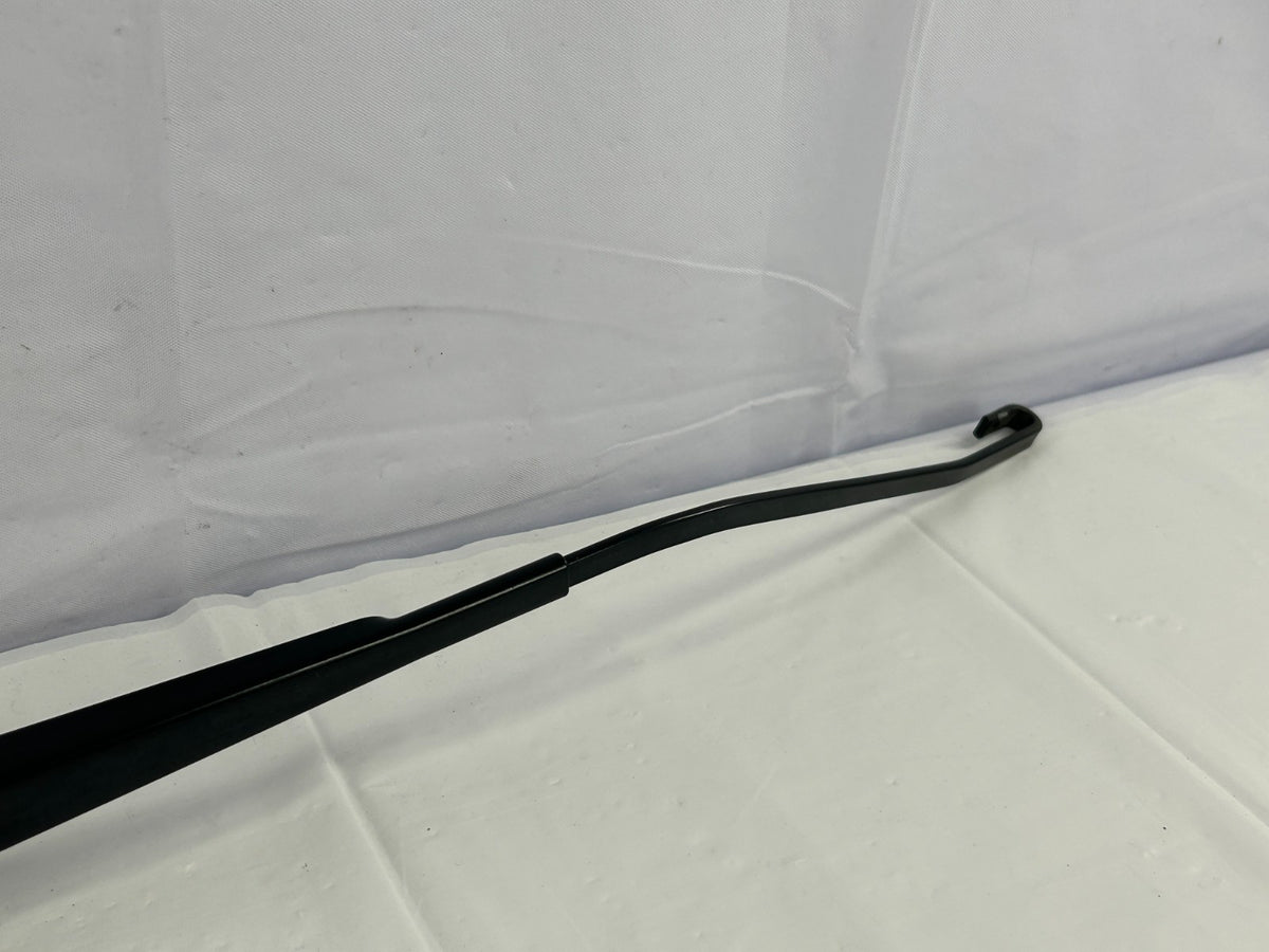 08-09 Subaru Impreza Front Right Passeger Windshield Wiper Arm OEM 86532FG060