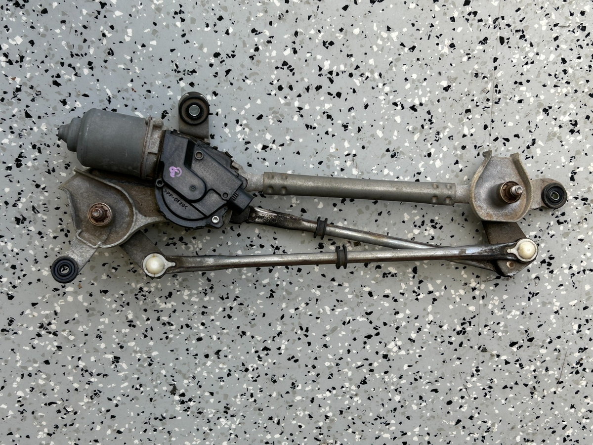 2008-2011 Subaru Impreza Front Windshield Wiper Motor & Linkage OEM 86510FG010