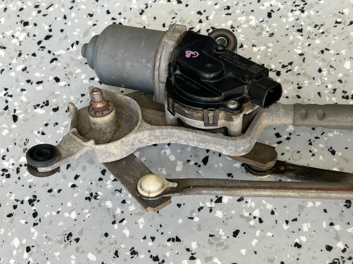 2008-2011 Subaru Impreza Front Windshield Wiper Motor & Linkage OEM 86510FG010
