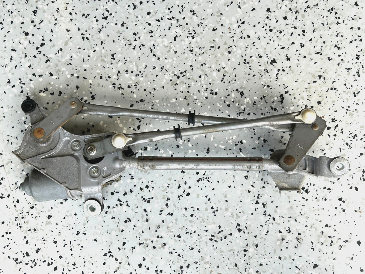 2008-2011 Subaru Impreza Front Windshield Wiper Motor & Linkage OEM 86510FG010