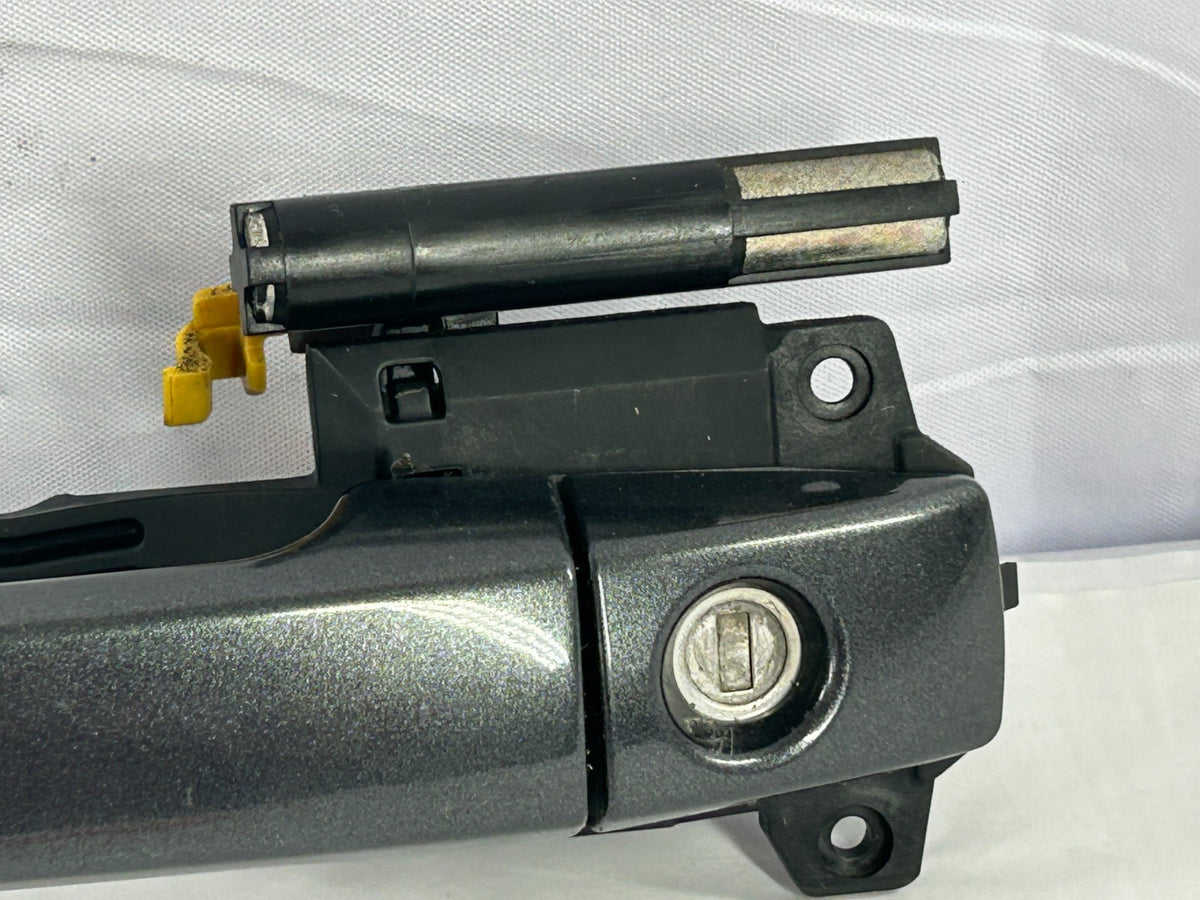 08-11 Subaru Impreza Front Left Drive Side Exterior Door Handle OEM 61142FG010
