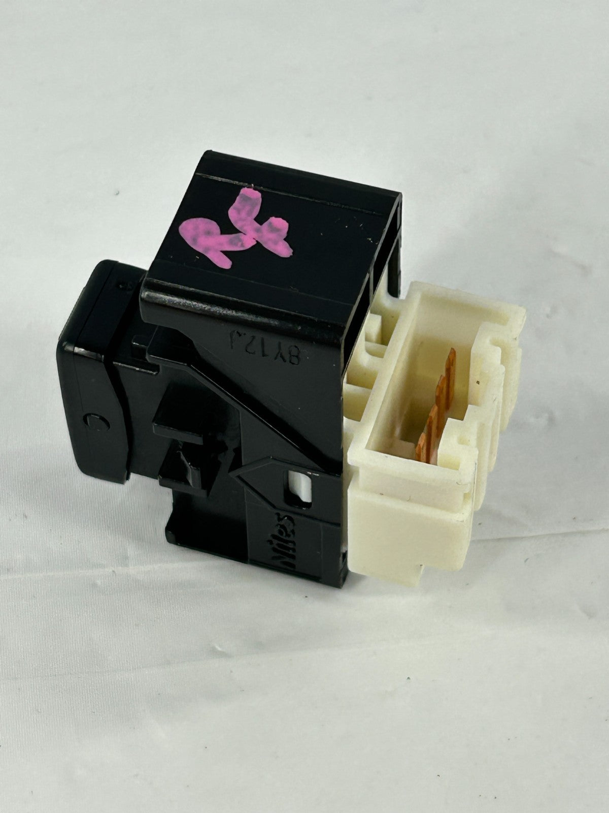 2008-2010 Subaru Impreza Front Right Door Lock Control Switch OEM 83078FG000