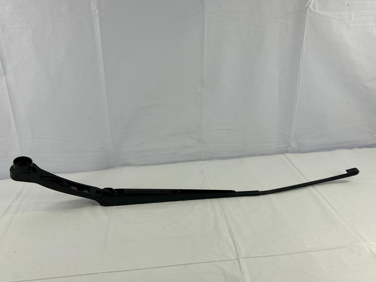 13-14 Subaru Outback Front Right Windshield Wiper Arm OEM 86532AJ110