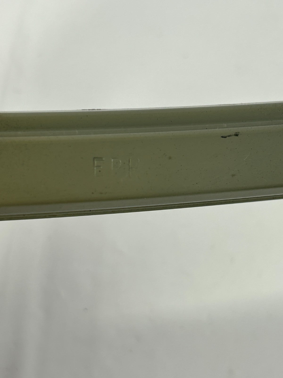 10-14 Subaru Outback Front Right Door Window Glass Guide Channel OEM 61240AJ02A9