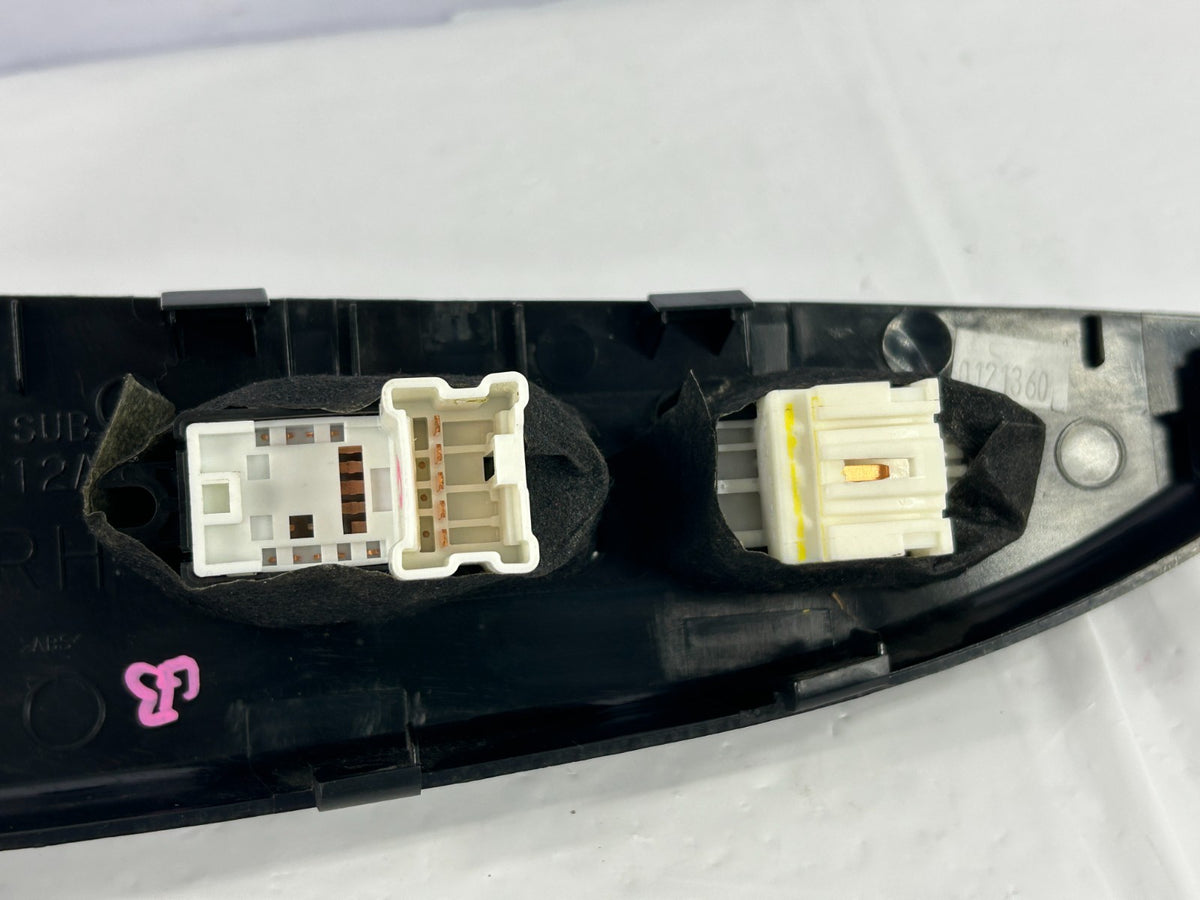 10-14 Subaru Outback Front Right Window Control Switch & Bezel OEM 94263AJ12A