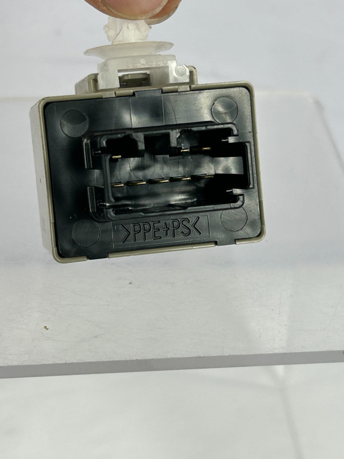 2010-2014 Subaru Outback Turn Signal Hazard Flasher Relay Dash OEM 86111AJ001