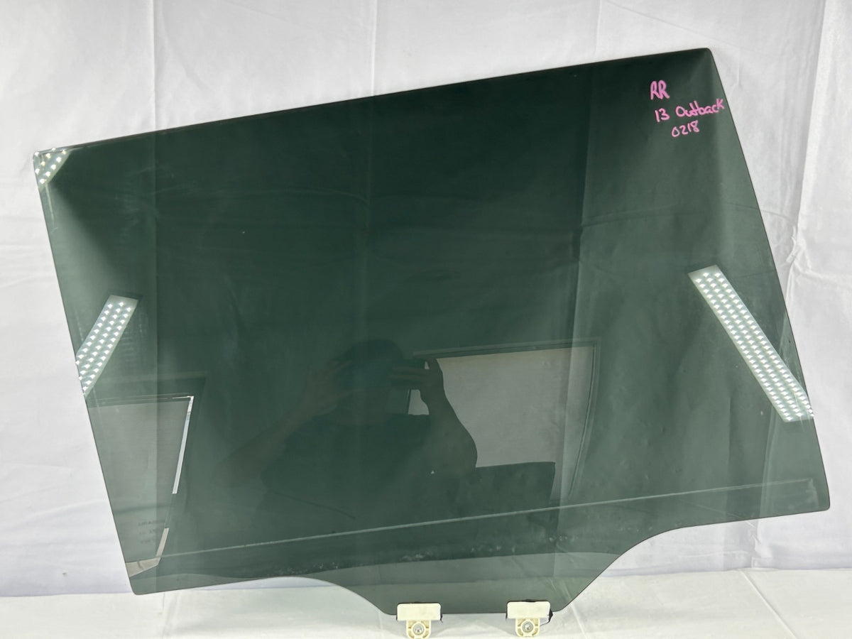 2013-2014 Subaru Outback Rear Right Passenger Door Window Glass OEM 62011AJ38A
