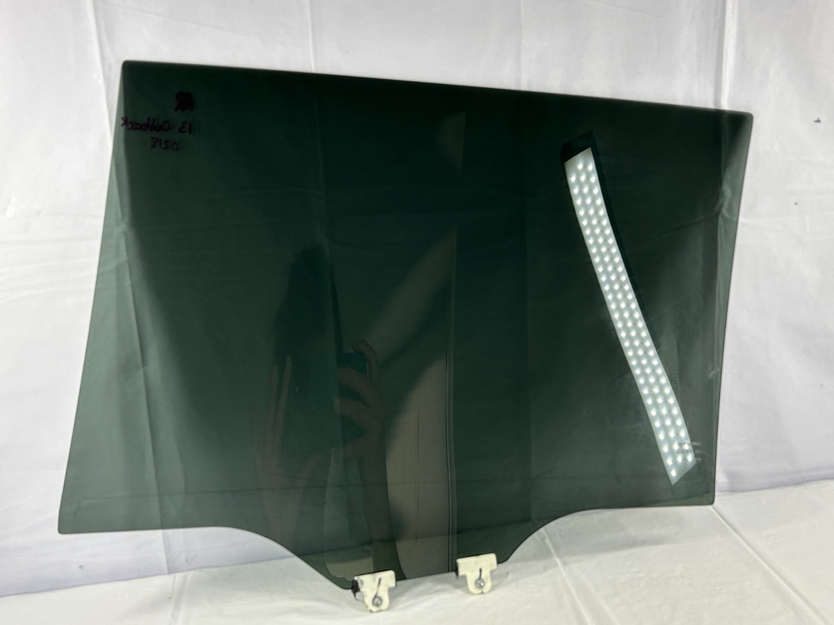 2013-2014 Subaru Outback Rear Right Passenger Door Window Glass OEM 62011AJ38A