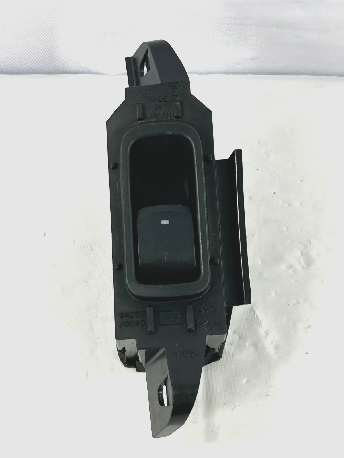 05-09 Subaru Outback Rear Right Side Power Window Control Switch OEM 83071AG04A