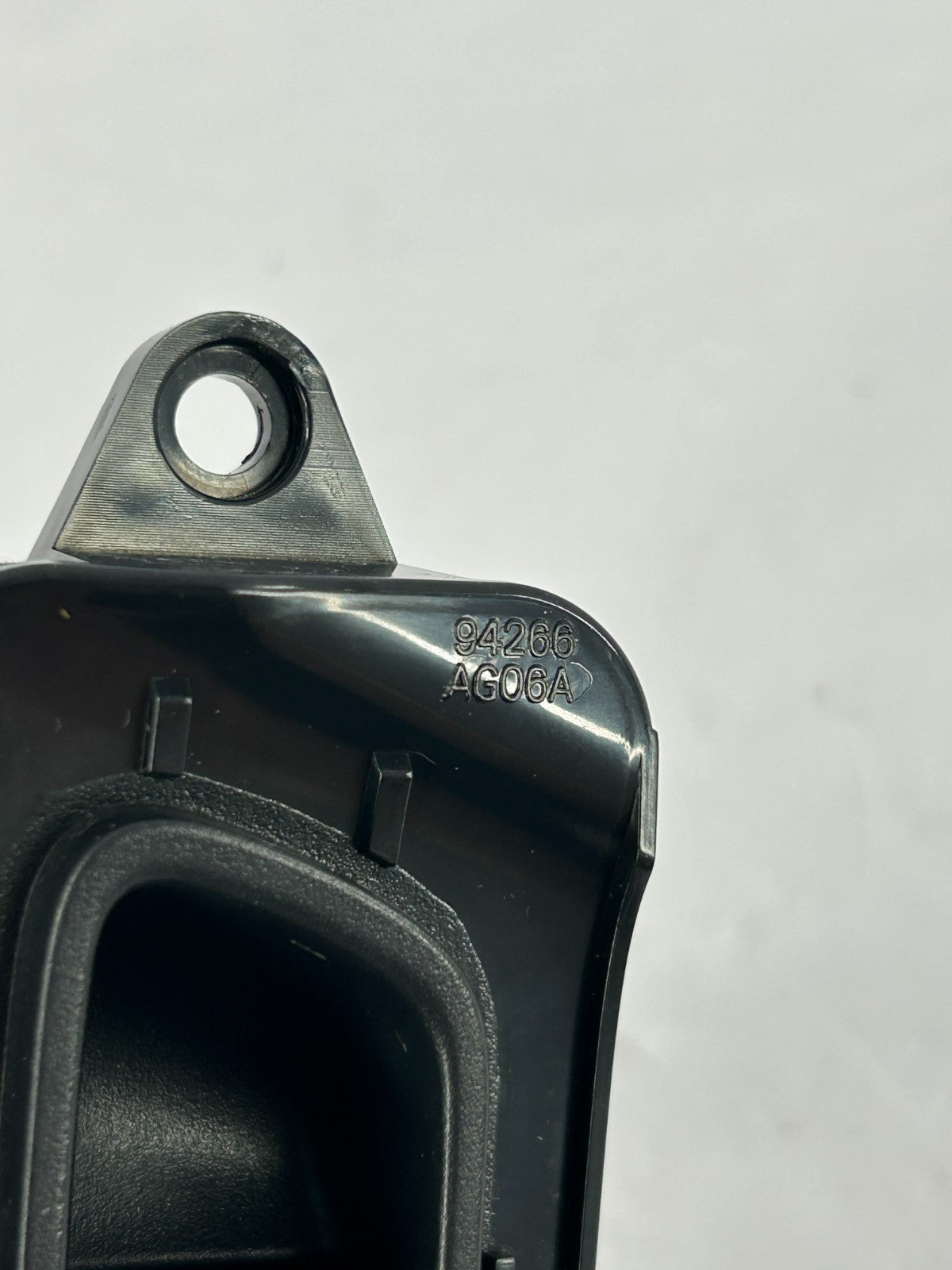 2005-2009 Subaru Outback Front Right Power Window Control Switch OEM 94266AG06A