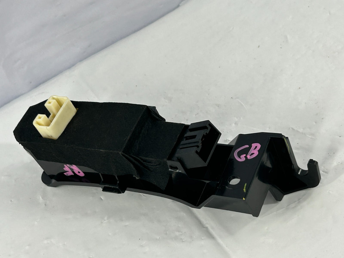 2005-2009 Subaru Outback Front Right Power Window Control Switch OEM 94266AG06A
