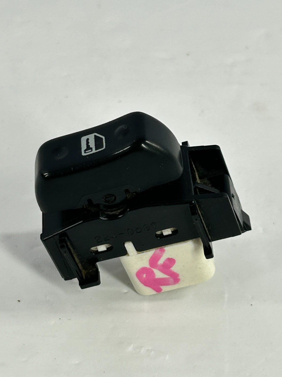 99-05 Toyota 4Runner Front Right Passenger Side Door Lock Switch OEM 84930-AA020