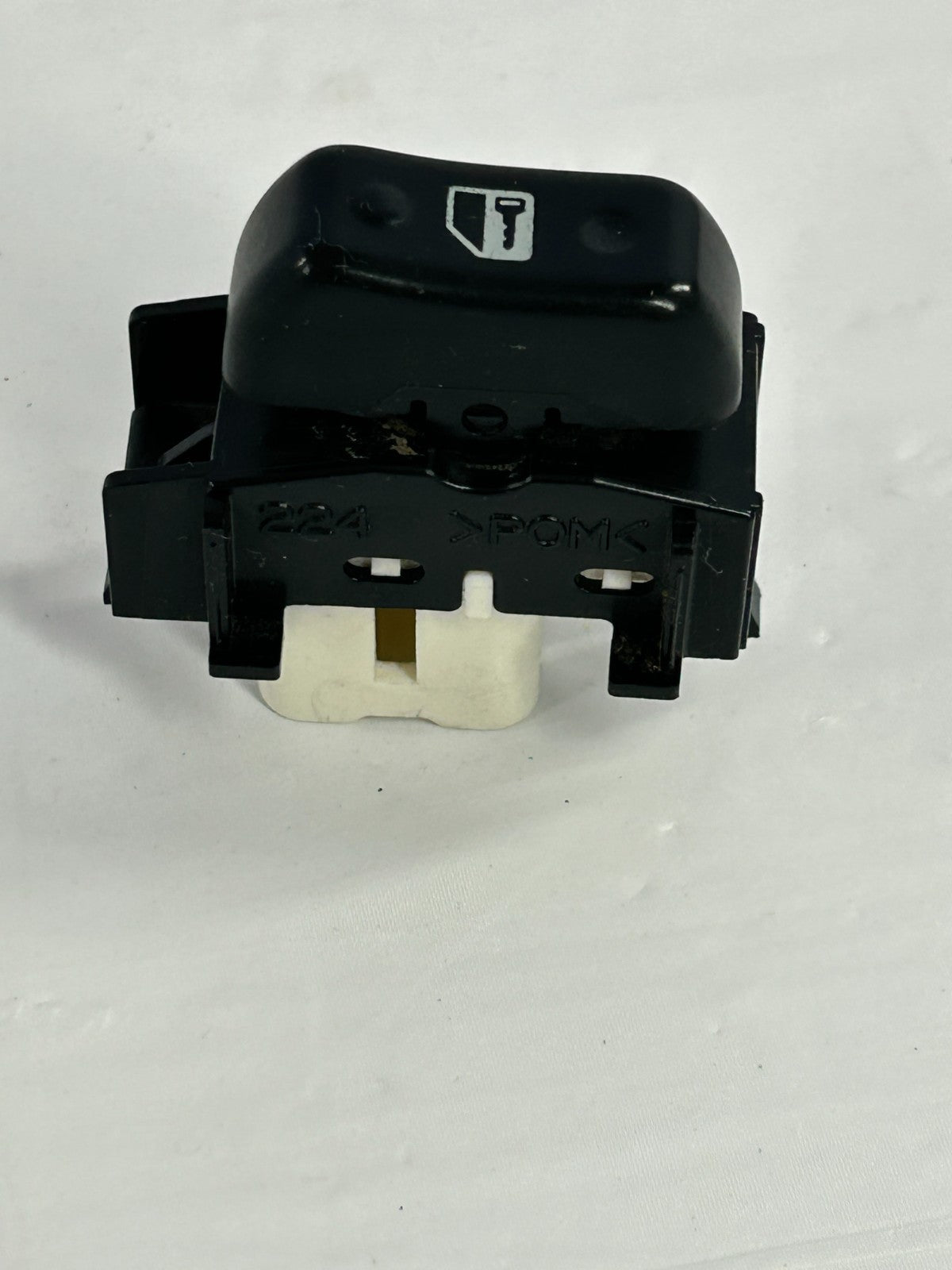 99-05 Toyota 4Runner Front Right Passenger Side Door Lock Switch OEM 84930-AA020
