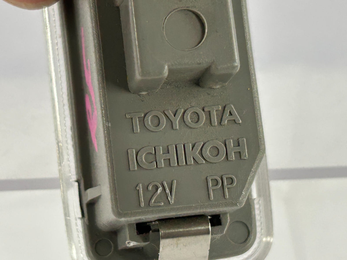 03-09 Toyota 4Runner Front Right Passenger Door Courtesy Light OEM 81230-30140